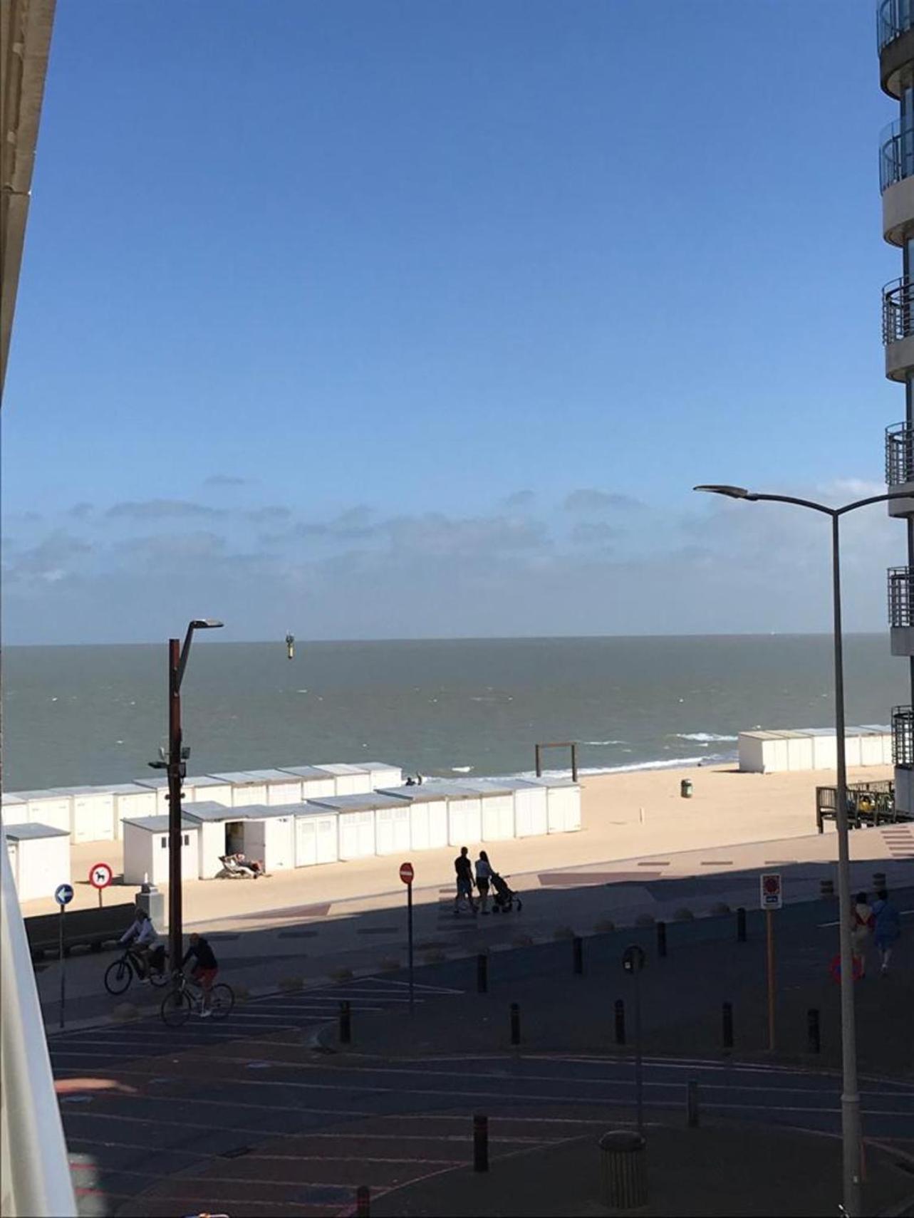 Urbanstay Suites - Beachfront Apartment In Knokke Dış mekan fotoğraf