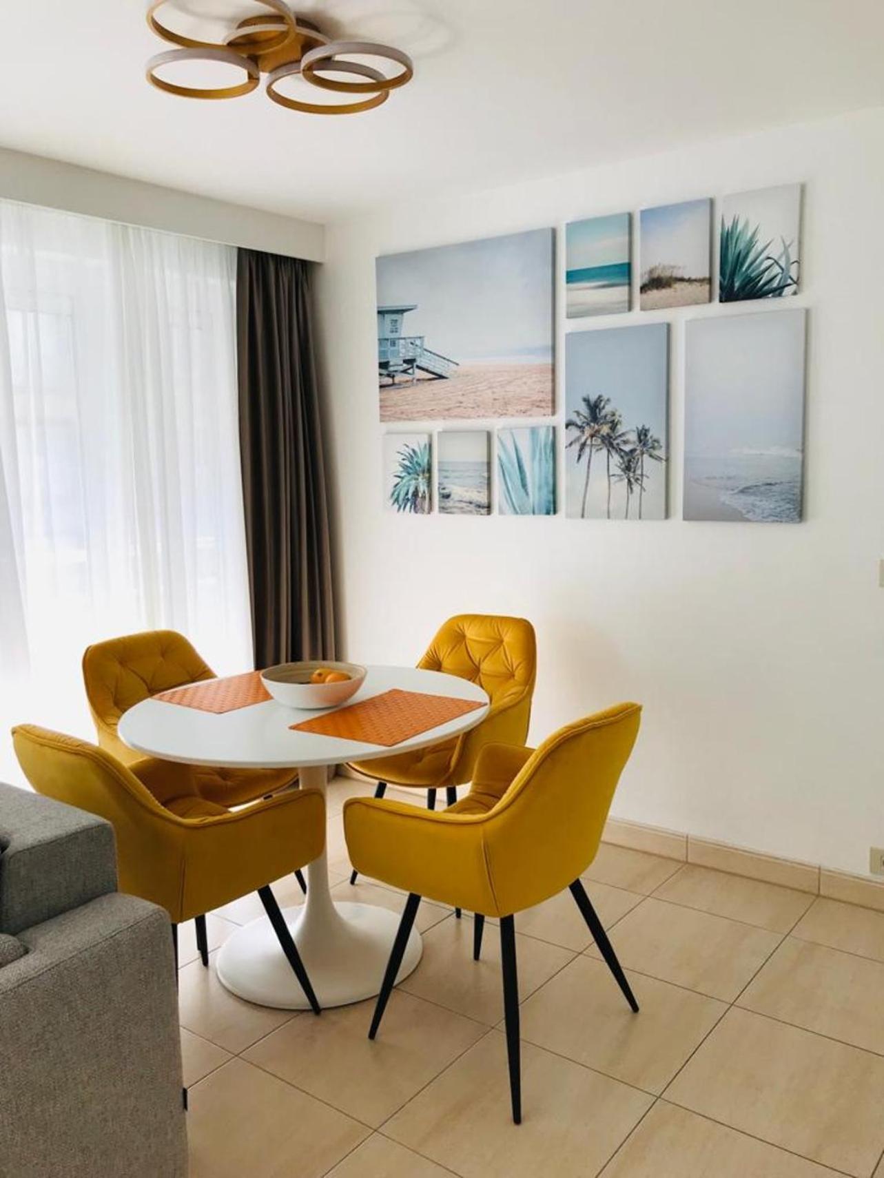 Urbanstay Suites - Beachfront Apartment In Knokke Dış mekan fotoğraf
