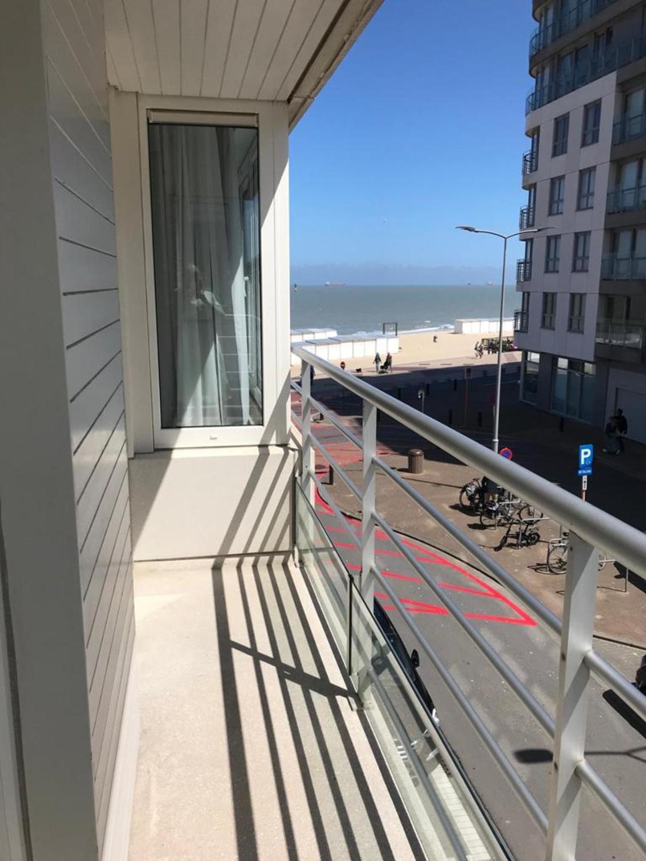 Urbanstay Suites - Beachfront Apartment In Knokke Dış mekan fotoğraf